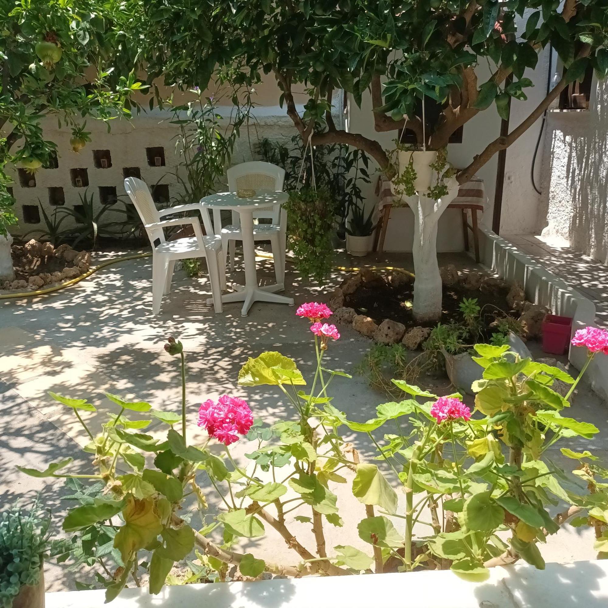 Apartamento Magnolia Senses Kini Exterior foto
